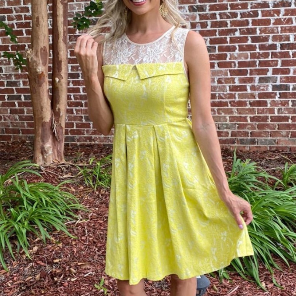 Ryu yellow lace fit flare dress size medium and large NWT
